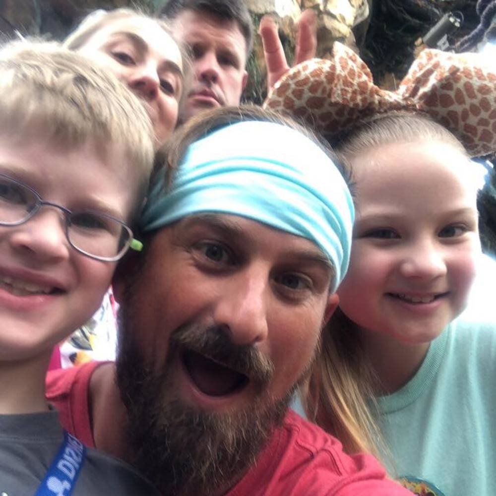 Meet your Posher, Carl